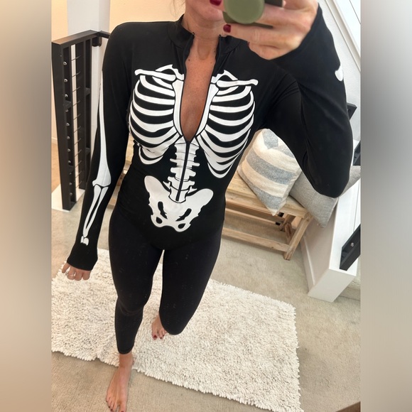Windsor sultry skeleton black & white long sleeve bodysuit costume halloween S - Picture 3 of 14
